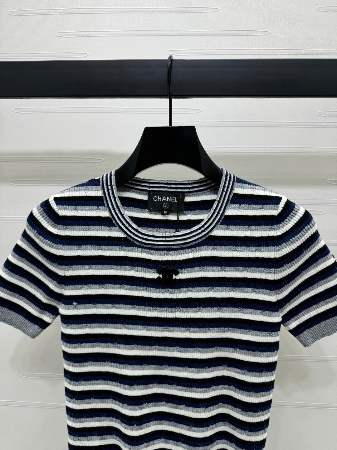 CHANEL SHORT-SLEEVE T-SHIRT 269481