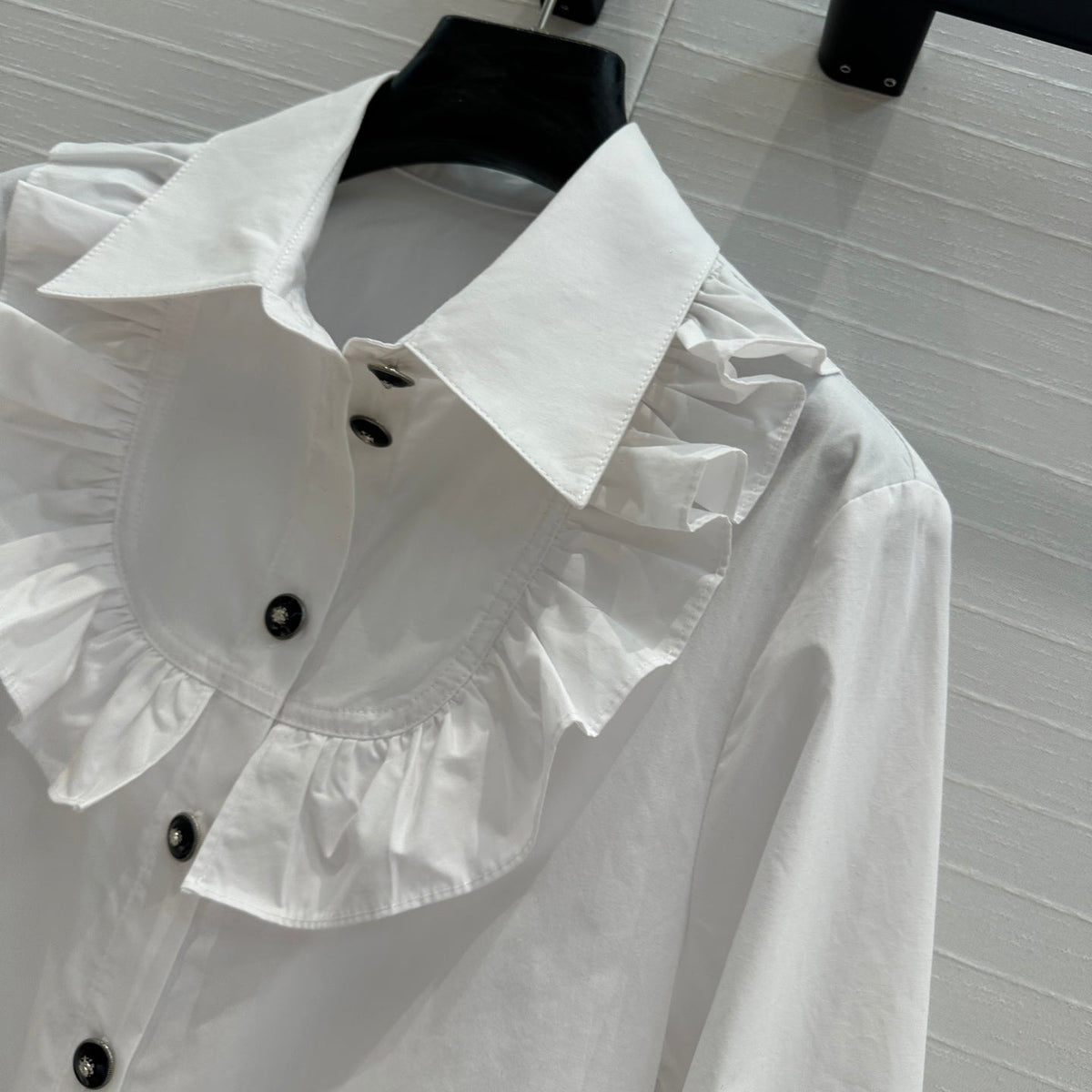 CC 25 Lace Collor Shirt White Cotton