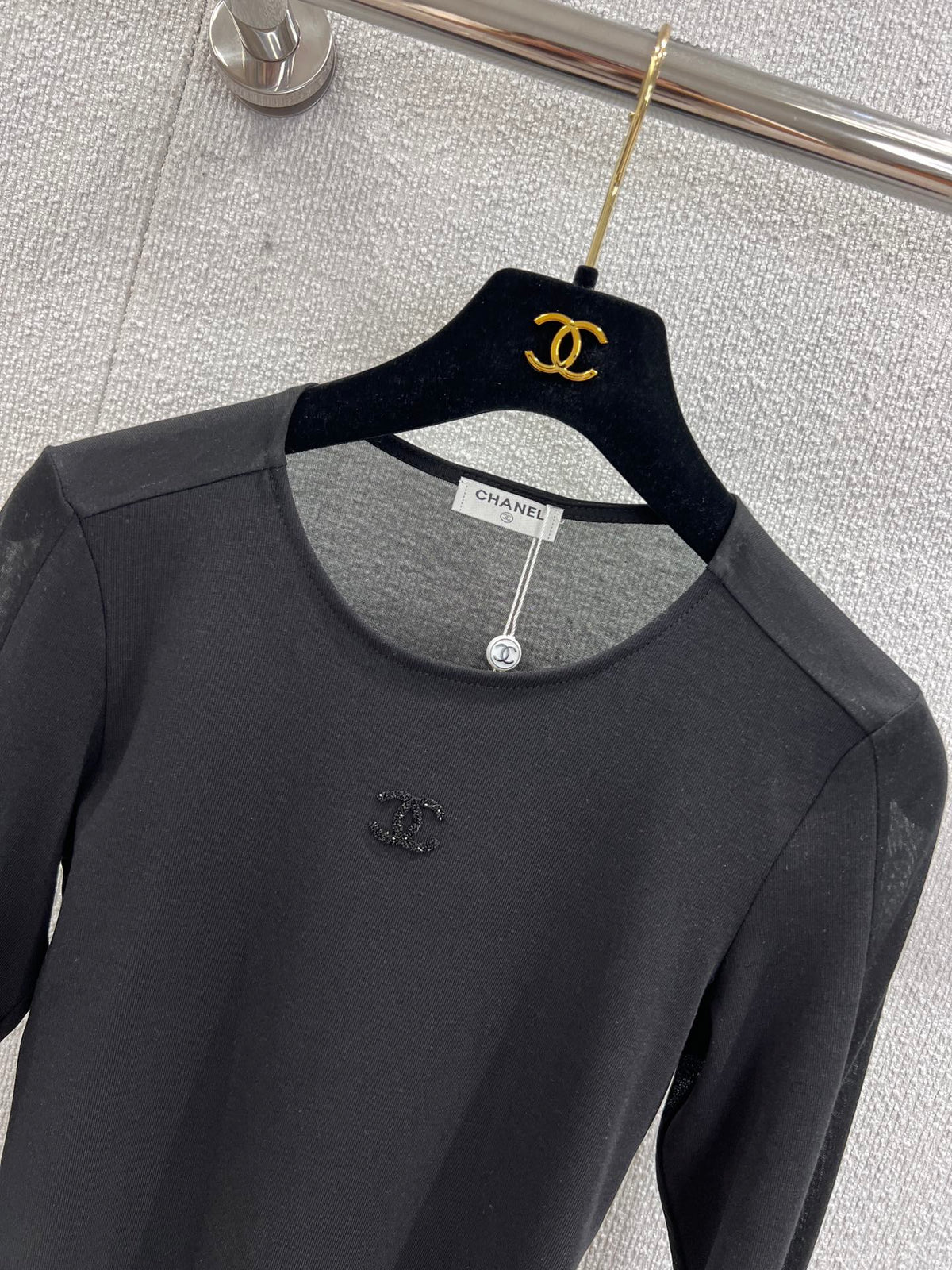 CHANEL 25S LONG-SLEEVE T-SHIRT STYLE 123