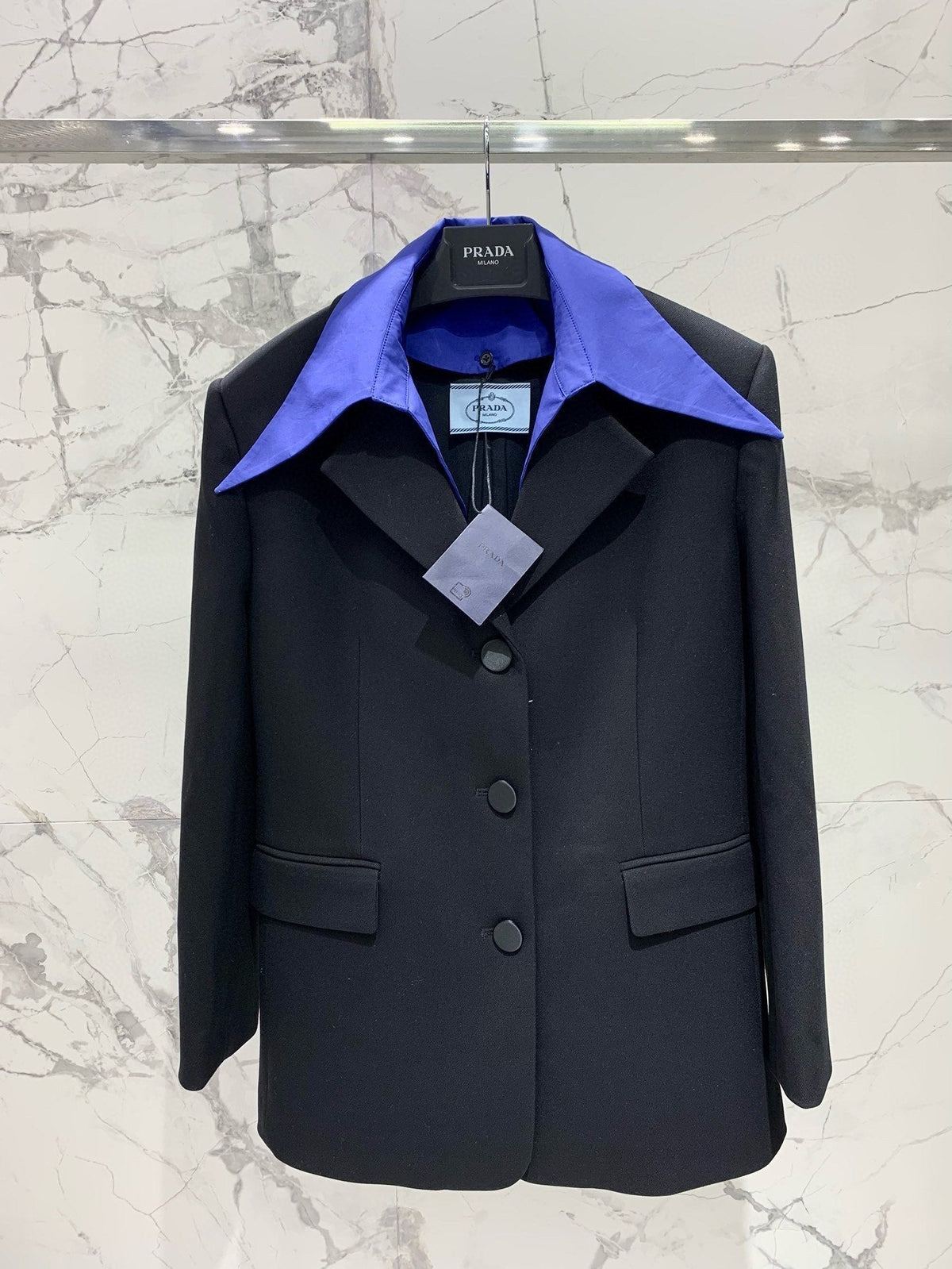 PRADA SHIRT-COLLAR BLAZER STYLE 23