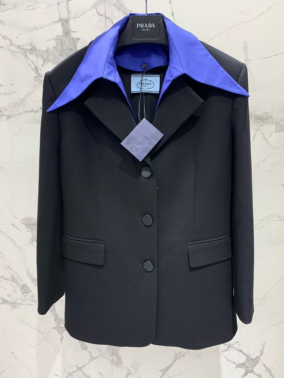 PRADA SHIRT-COLLAR BLAZER STYLE 23