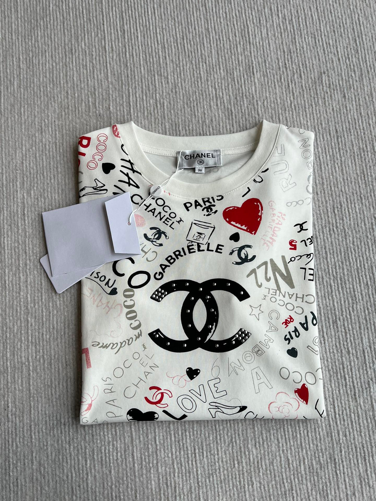 CHANEL OFF-WHITE LOGO PRINT T-SHIRT