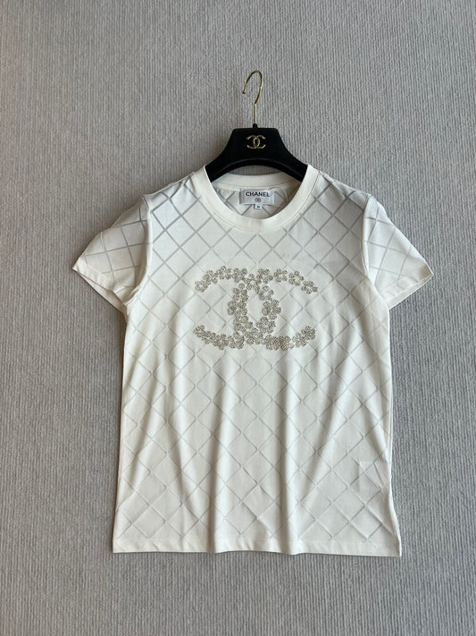 CHANEL WHITE SHORT-SLEEVE EMBELLISHED T-SHIRT