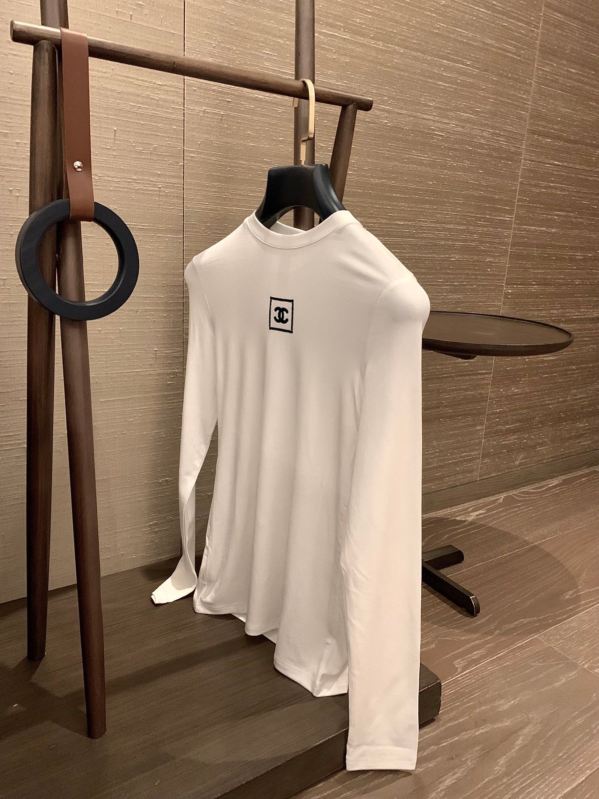 CHANEL 25S LONG SLEEVE T SHIRT STYLE 104